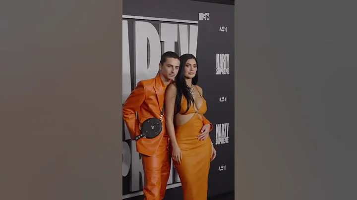 Kylie Jenner supporting Timothée Chalamet at the LA premiere of Marty Supreme 💛