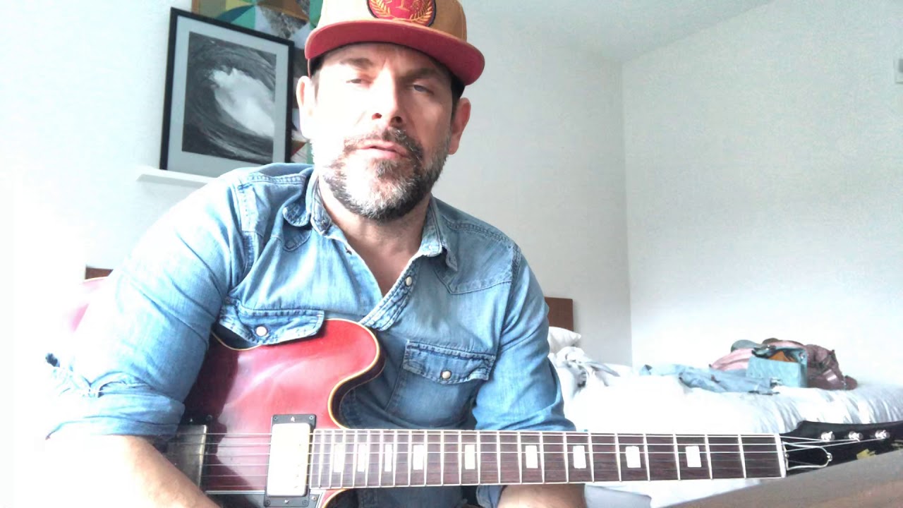 Easy jazz blues chromatic licks you can use today!