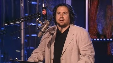 Howard mad at Stuttering John for getting free Yankees tickets