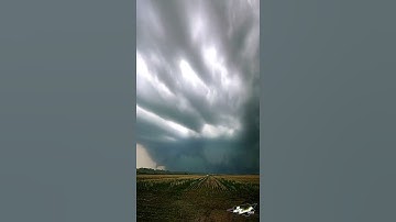 Storm Chasing:  Supercell Rotation #shorts #stormchasing #severeweather #supercell