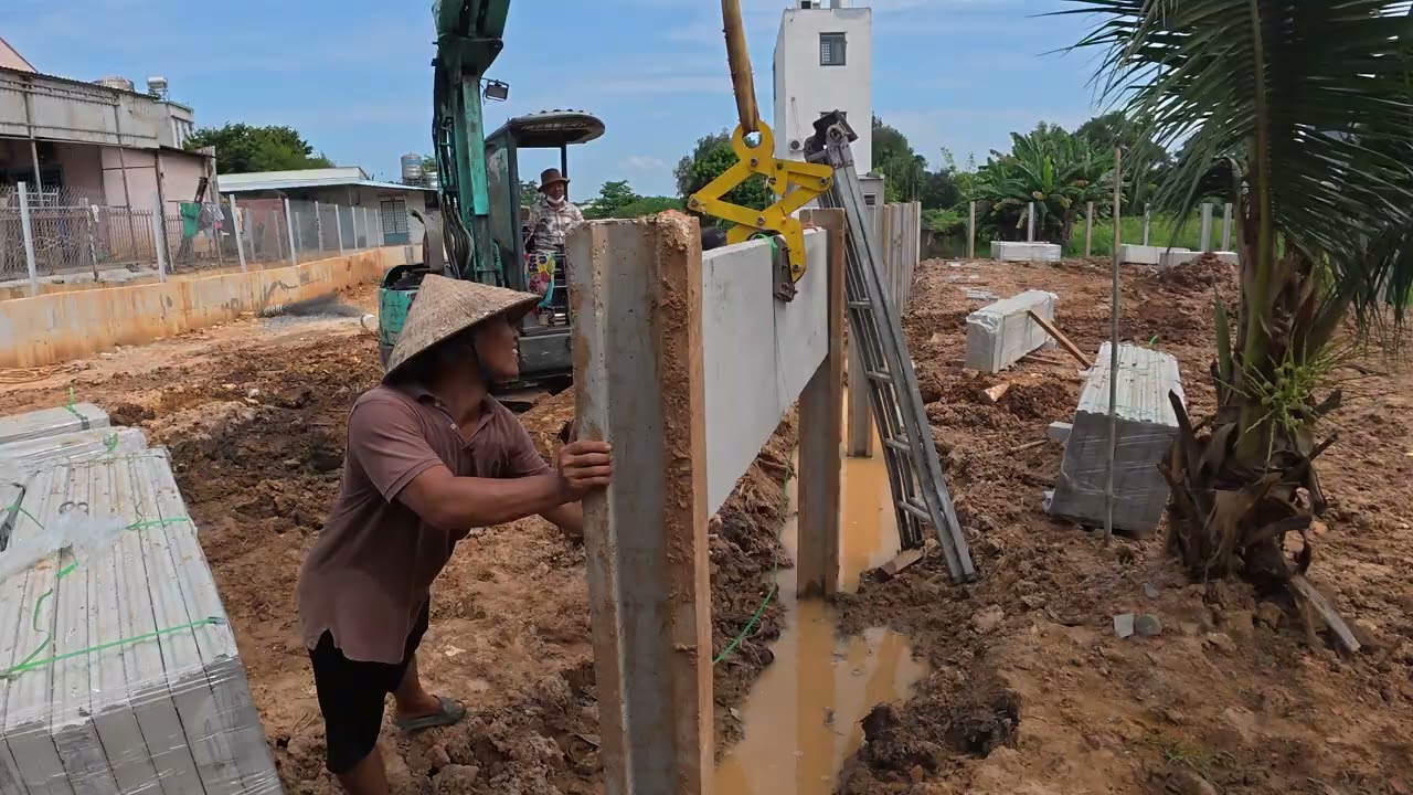 Thi công thực tế hàng rào lắp ghép tấm bê tông nhẹ và cột H bê tông cốt thép đúc sẵn-0878808541