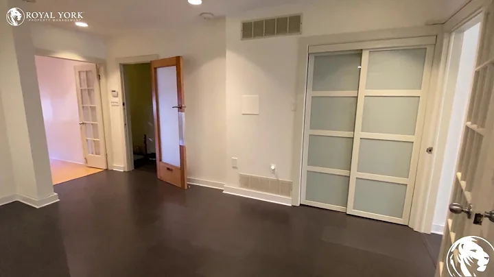 2-592 Mt Pleasant Road, Toronto, Ontario M4S 2M8