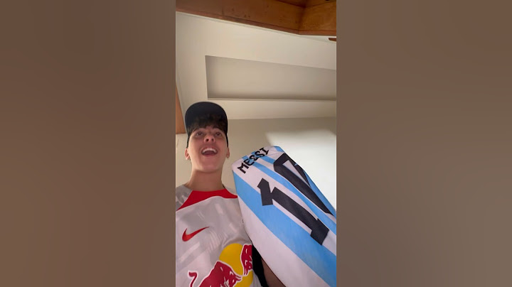 DEI UMA CAMISA DO CRISTIANO RONALDO PRO MEU IRMÃO!