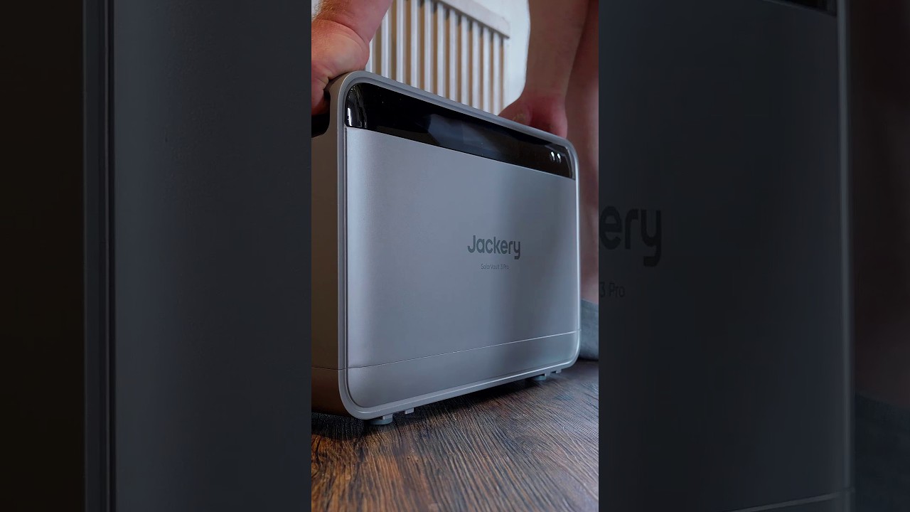 Plug in solar is here. Jackery SolarVault 3. Links in the description/comments!#Jackery #SolarVault3