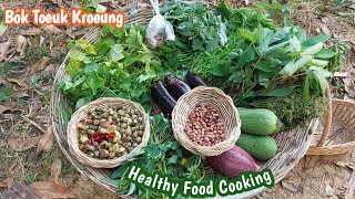 Healthy and fresh vegetables to make Toeuk Kroeung are very popular in my homeland |popular menu