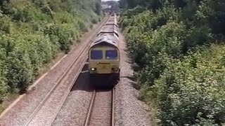 BEST HORN OF THE DAY! 59 202 Passes Bonemill Lane Bridge, Newbury