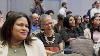 Historias de Éxito PROMAR. Cierre del proyecto en la República Dominicana
Junto con la Embajada de Alemania en Santo Domingo, altos representantes del gobierno dominicano y nuestro director de proyecto Jan Janssen, la organización socia de adelphi, Parley for the Ocean, celebró la exitosa finalización del proyecto PROMAR y todos sus éxitos en la República Dominicana.
PROMAR ambiciona reducir los flujos de residuos que entran al mar Caribe, principalmente empaques plásticos y plásticos de un solo uso, e igualmente promover soluciones basadas en Economía Circular en la República Dominicana, Costa Rica, Colombia, Islas Vírgenes Británicas, San Cristóbal y Nieves, Trinidad y Tobago, Guyana y Surinam. El proyecto está financiado por el Ministerio Federal Alemán de Medio Ambiente, Protección de la Naturaleza, Seguridad Nuclear y Protección del Consumidor (BMUV).
#PROMAR, #BlueBox, #BMUV, #adelphi, #marinelitter, #basuramarina, #ParleyfortheOcean, #PROMARproject, #santodomingo
adelphi research is an independent think tank for environmental and development policy research and analysis. Our mission is to enable transformative change and to create a sustainable future for generations to come.
adelphi research (https://adelphi-research.de/en), established in 2001 in Berlin, is a non-profit and independent institution. Our team of over 100 researchers specialises in analysing environmental, energy, and climate policies at both national and international levels. Were passionate about conducting transdisciplinary research projects that delve into environmental, development, and social policy matters. Additionally, we actively promote knowledge dissemination through lectures, publications, and events. Our aim is to reach a wide audience, sharing insights and raising awareness on topics related to nature, environmental and resource protection, as well as development cooperation on a national scale.
adelphi research plays a crucial role in advancing environmental protection, social development, poverty reduction, peace-building, and fostering economic, political, and social participation in countries of the global South. We achieve this through the implementation of practical projects and the provision of scientifically grounded recommendations for action. Our aim is to make a meaningful impact and drive positive change in these regions. Historias de Éxito PROMAR. Cierre del proyecto en la República Dominicana