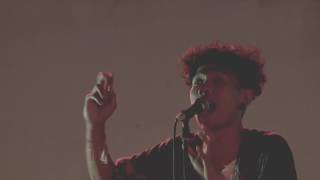 Video voorbeeld van "Fourtwnty - Iritasi Ringan (Live at 4.20 Night 2016)"