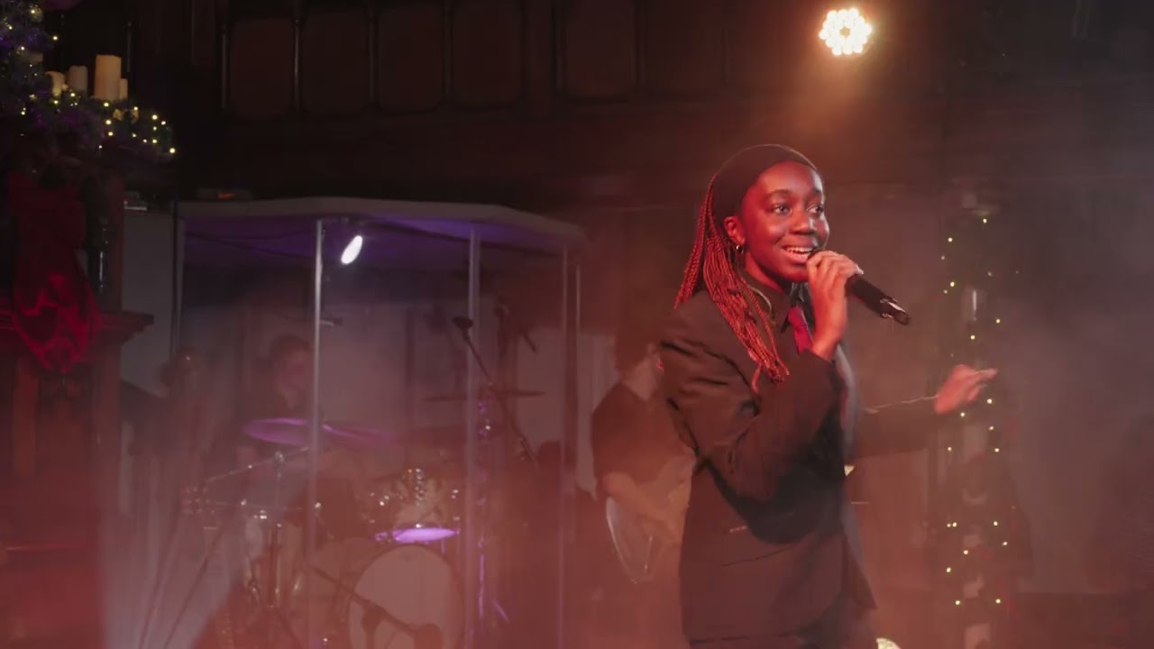 «Прислушайтесь к пению ангелов-вестников/Осанна» · Рождественские гимны KXC 2025