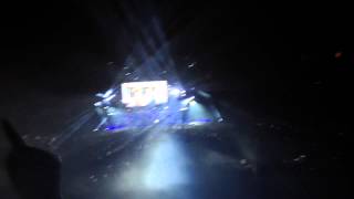 Fall Out Boy - Alone Together (Manchester Phones 4 U Arena 17/3/14)