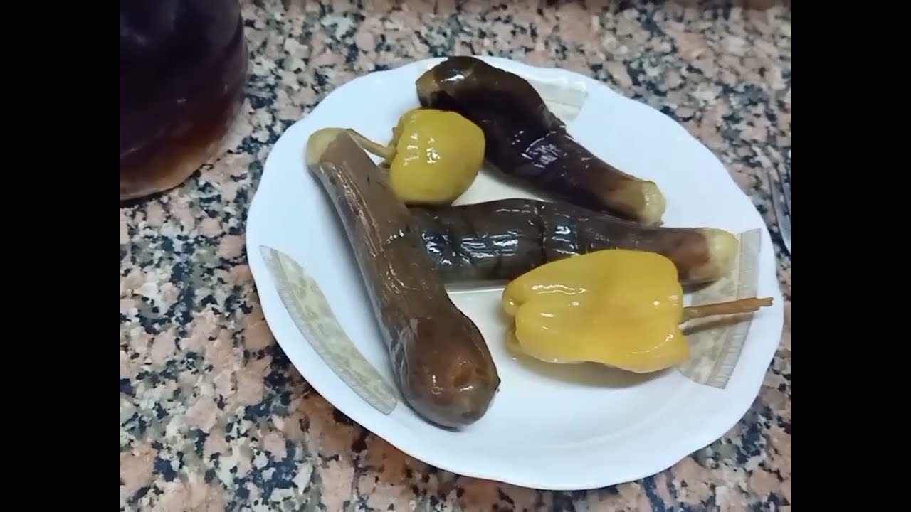 مخلل الباذنجان مع الفلفل بطريقه بسيطه 🍆🍆🫑🫑😋👍