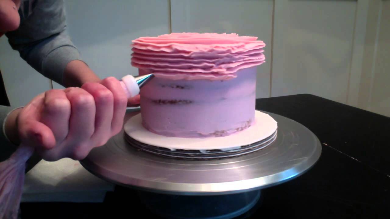 Buttercream Ruffle Tutorial - YouTube