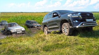 ЛАЙТА НЕ БУДЕТ! TOYOTA land cruiser 200 СПАСАЕТ УТОПАЮЩИХ НА OFF-ROAD