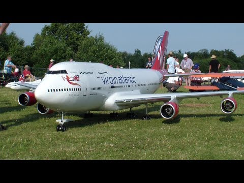 RELOADED RC BOEING 747-400 MAIDEN FLIGHT VIRGIN ATLANTIC WORLD BIGGEST RC JUMBO