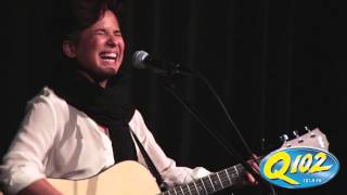 Vicci Martinez sings \