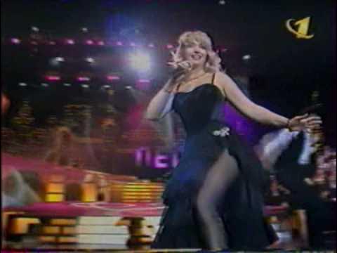 Жас жігіттермен жетілген әйелдер порно