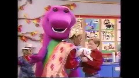 Theme Song (Waiting For Mr. MacRooney) (From: Camera Safari)