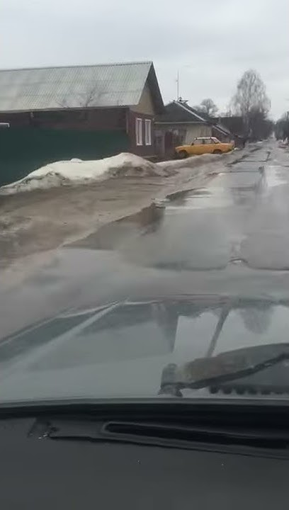 Брянская область город Сураж. Состояние дороги и тротуаров на ...
