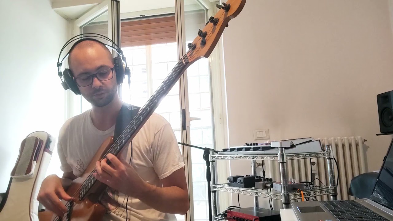 Chord Studies for Electric Bass,  D minor es 1