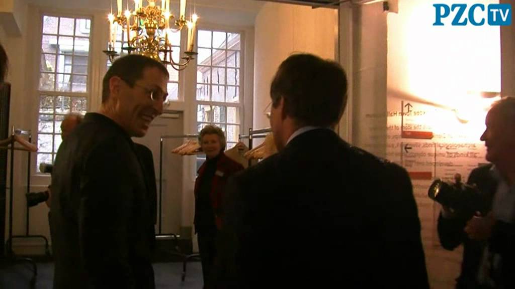 Jan Peter Balkenende heropent Stadhuismuseum Zierikzee