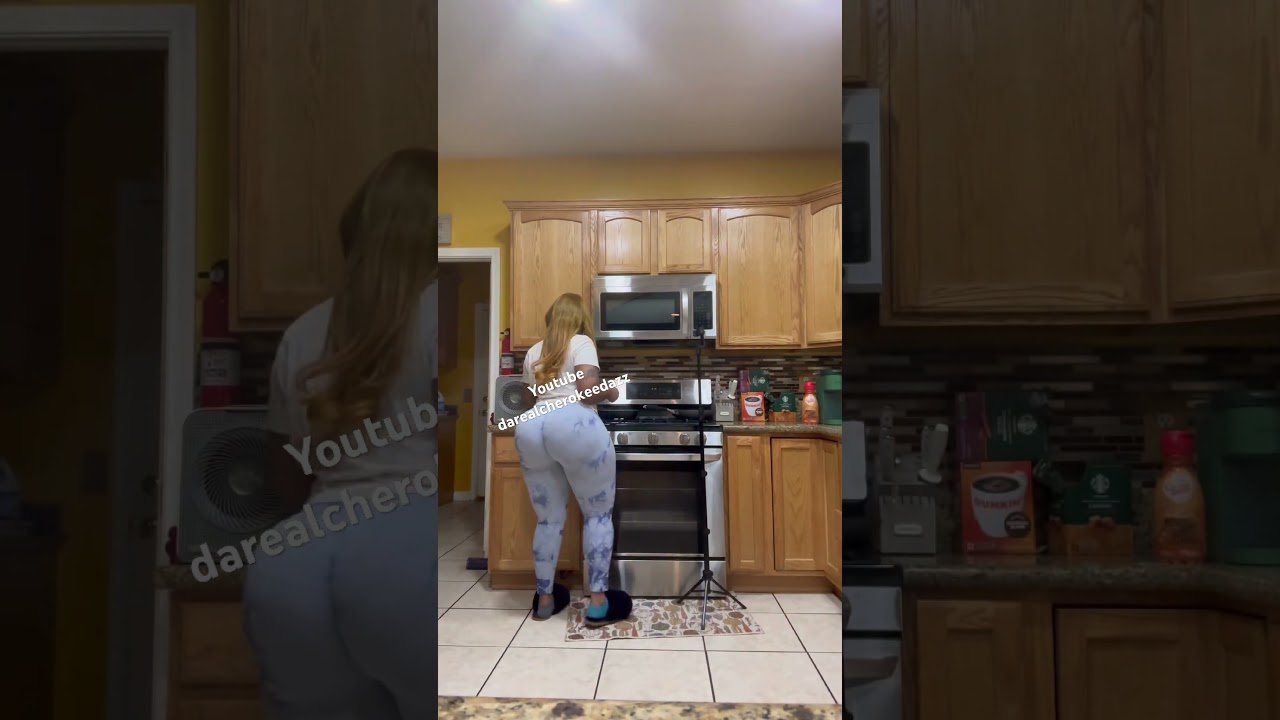 Happy Monday whats up??