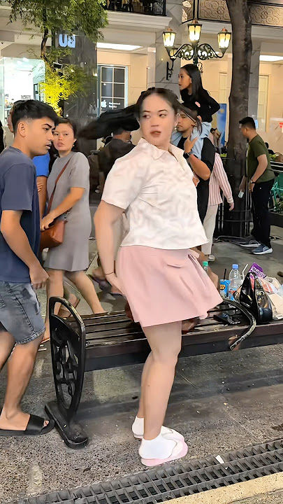 girl's ripped pants prank #funny #comedy #pranks #shortvideo