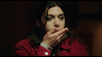 Alleen Vliegen - trailer  (eindexamenfilm lichting 2021)