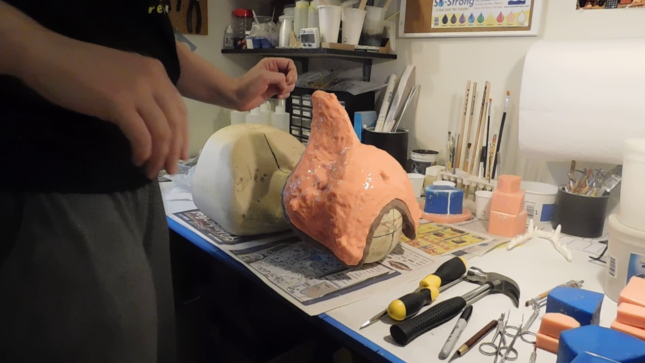 Griffon Mask - Opening the Mold
