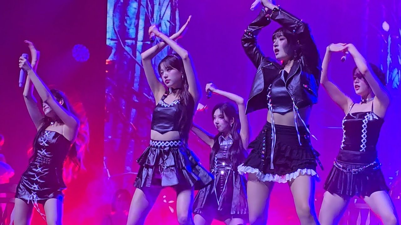 IVE - '섬찟 (Hypnosis)' Live (Show What I Have Tour, London)