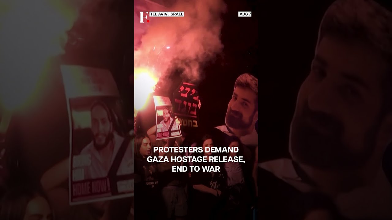 Israel Police Clash With Tel Aviv Protesters Demanding Gaza Hostages Release N18G