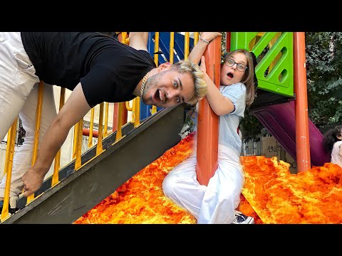 Elif ile Parkta Yerde Lav Var Oyunu Oynadık | Funny Challenge