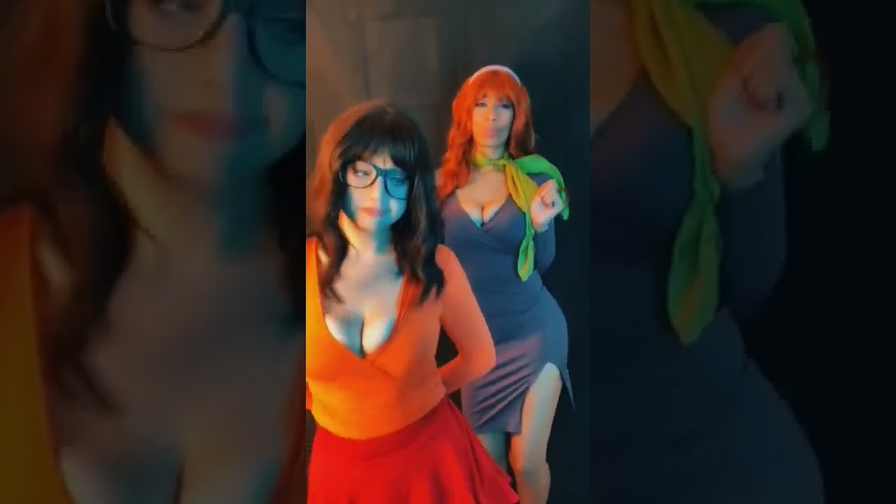 Scoob🧡💜 #cosplay #wb #shorts #scoobydoo #scooby #doo #velma #dafne #youtube #littlebig