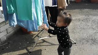 107/12/14 朵朵走路曬太陽