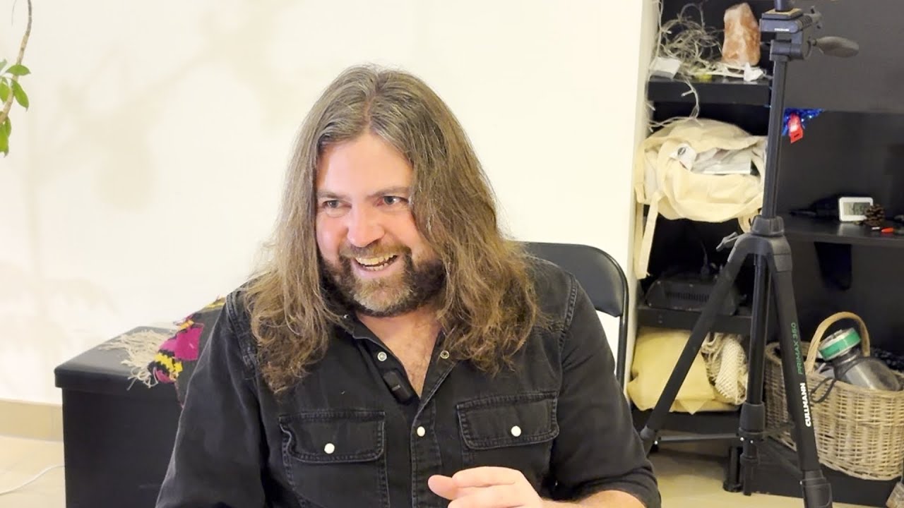 Tibi Gede Interview - Directing, Improv, Ant Collective and Stories