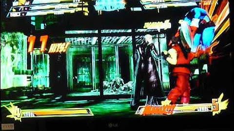 Marvel vs Capcom 3 amazing Ryu 44 hit combo using both assists
