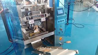 Biscuit packing machine