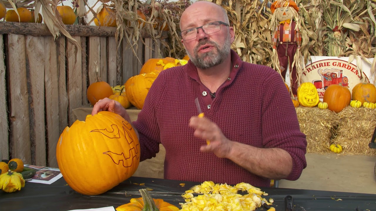 How to carve a basic Halloween Jack-O-Lantern pumpkin - YouTube