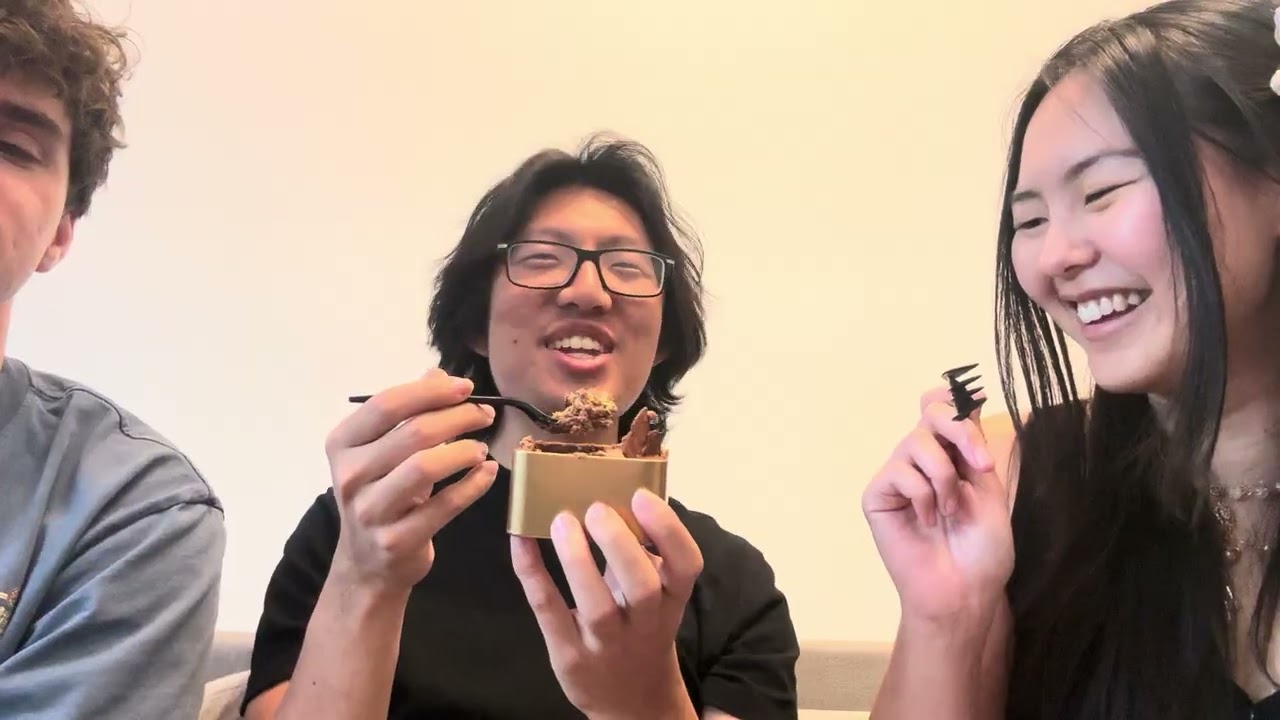 Впервые пробую дубайский шоколад!