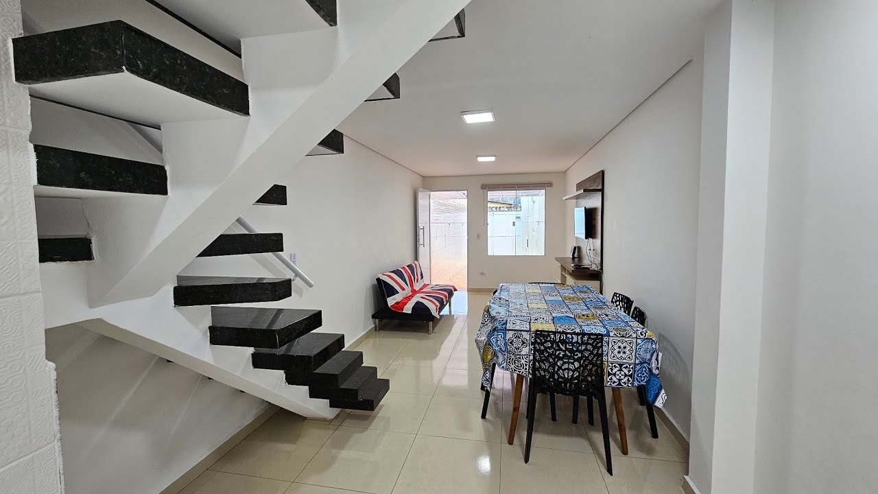 🏡Sobrado a Venda, 2 dormitórios - Baln. Flórida📍