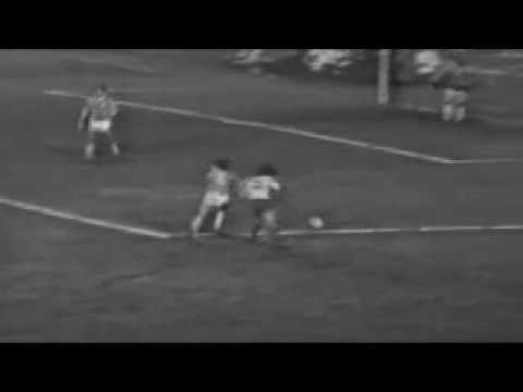 nacional x Inter 1980 - FALTA INEXISTENTE NO GOL DO NACIONAL