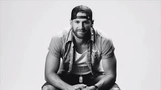 Country Star Surprises Sick 8-Year-Old Kentucky Fan in Heartfelt Music Video | Southern Living