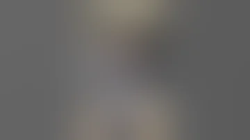 سعودية منقبة مع أنطونو سليمان 
