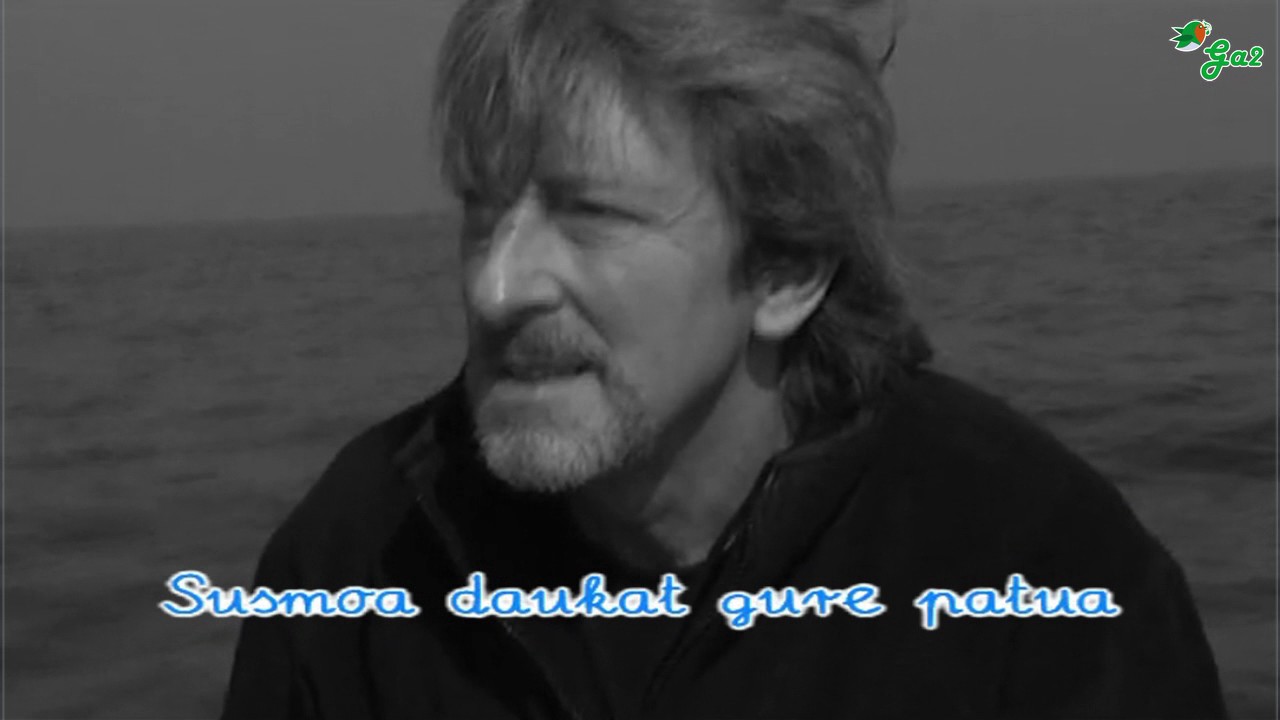 Itsasoari begira (Benito Lertxundi)