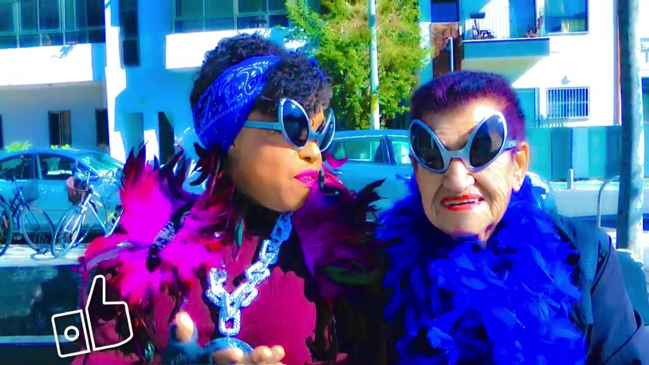 Elisete and Simush - happy aliens -  אליזט וסימוש - חייזריות בראש טוב - בקרוב קליפ חדש vקליפ החדש