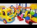 뽀로로 즐거운 유치원 미끄럼틀 블럭놀이 자동차 버스 장난감놀이 - 토이몽 Pororo Kindergarten and Slide playground block play toys