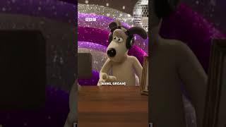 Wallace & Gromit x Strictly Come Dancing 🪩 #Aardman #Shorts