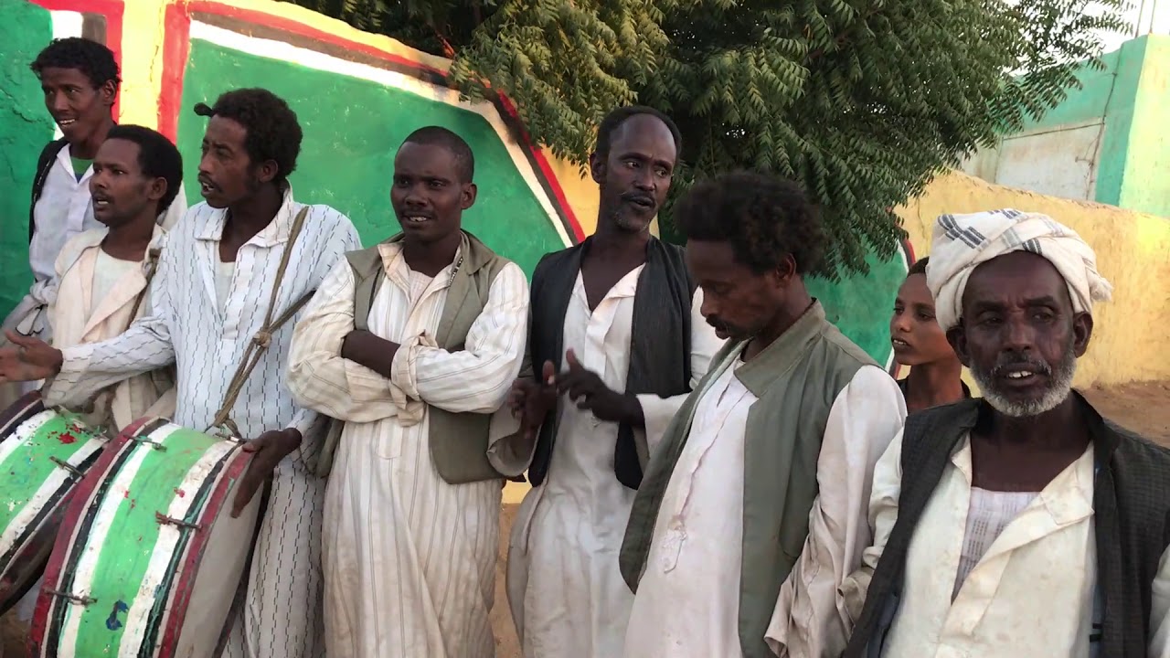 مدحه الشريفة نائلة الميرغنية بالهدندوا