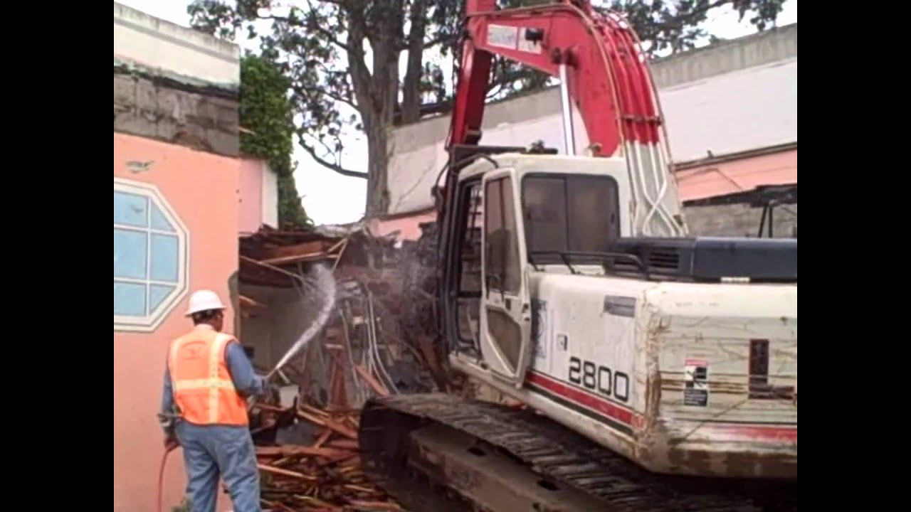 demolition-of-capitola-theater-youtube