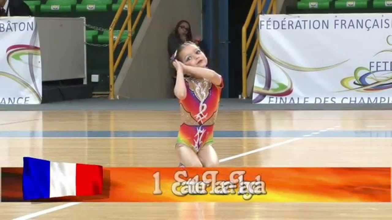 Twirling Bâton Championne de France Lara Sattler N3