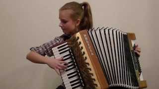 Rue des cascades - Yann Tiersen; Accordion